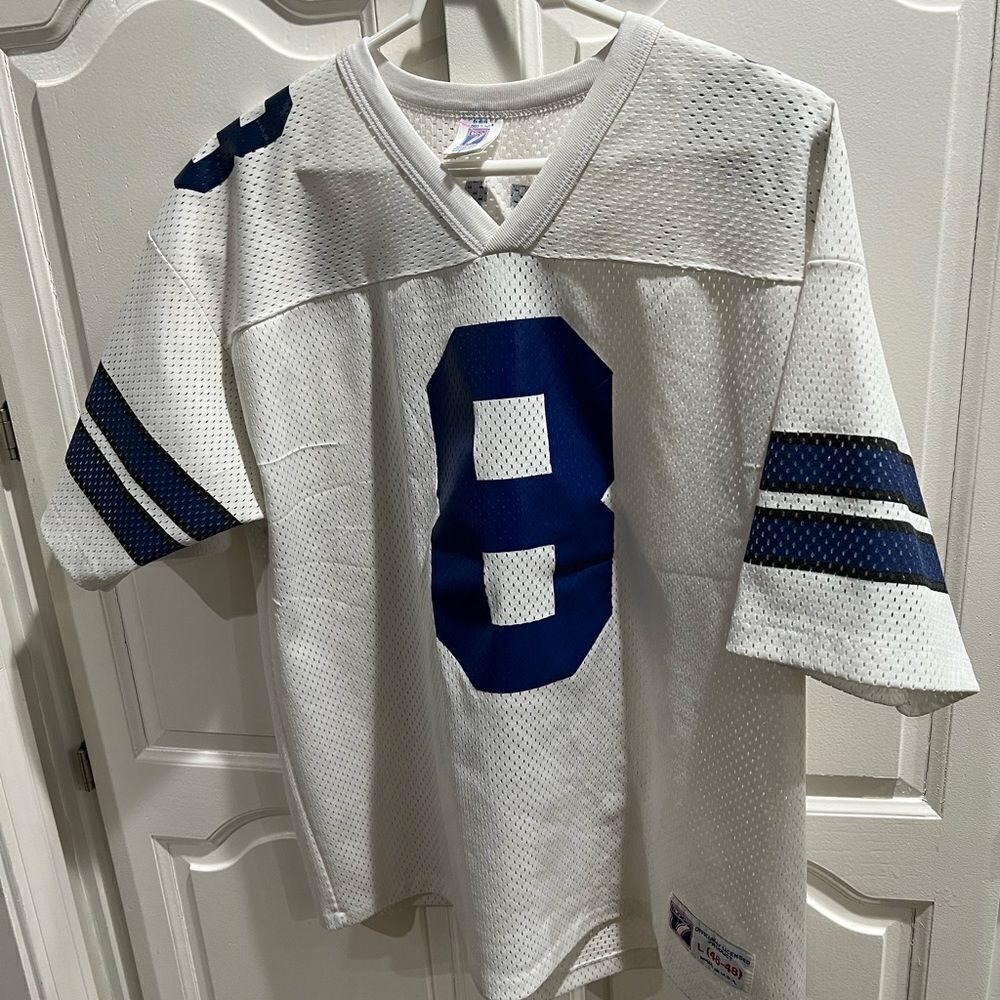 Vintage Troy Aikman NFL LOGO 7 Dallas Cowbow Jersey. Great condition.